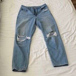 American Eagle Outfitters Light Blue Ripped Mom Jeans